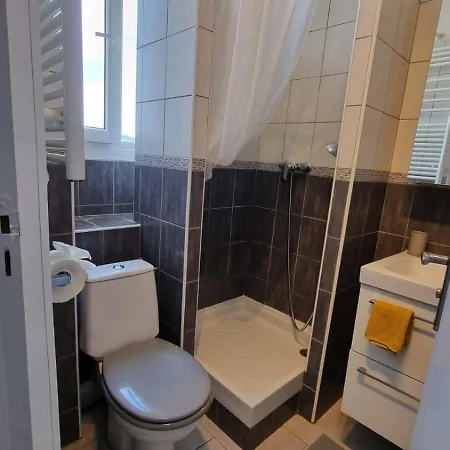 Cosy - Manoir Securise - *